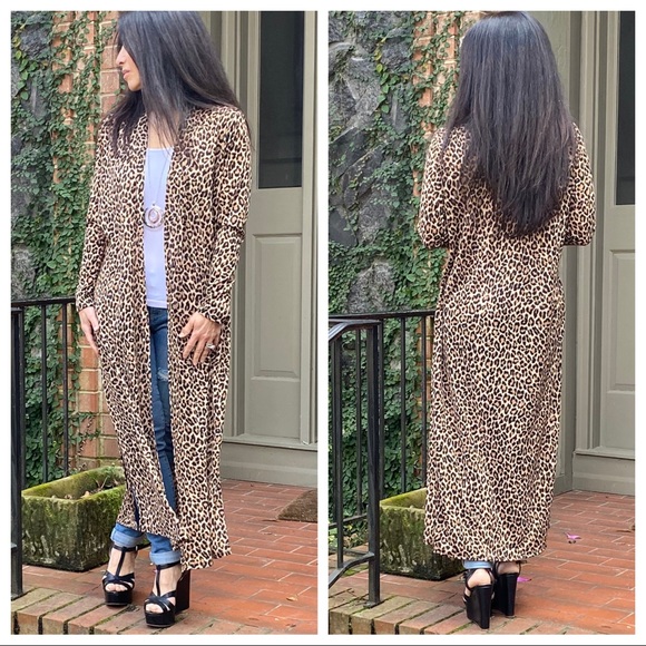 ✨LAST ONE✨Fabulous Leopard side slits long duster - Picture 7 of 8